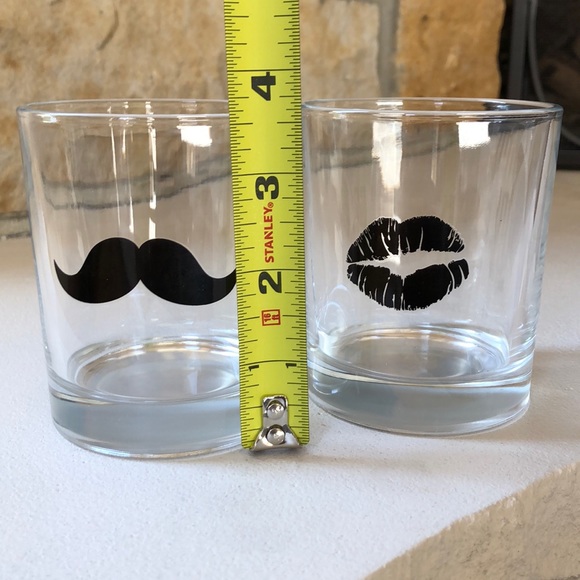 🆕 Rocks Glasses Set Mr & Mrs Mustache Lips 10 oz - Picture 6 of 8